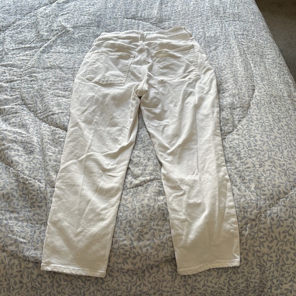 The Petite Curvy Perfect Vintage Jean in Tile White in 27 petite - Picture 7 of 7